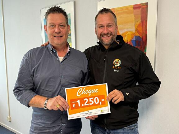 Oldambtster Nachtrit levert een mooie cheque op voor Stichting Kindervakantiekamp!