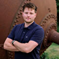 Thom van der Veen